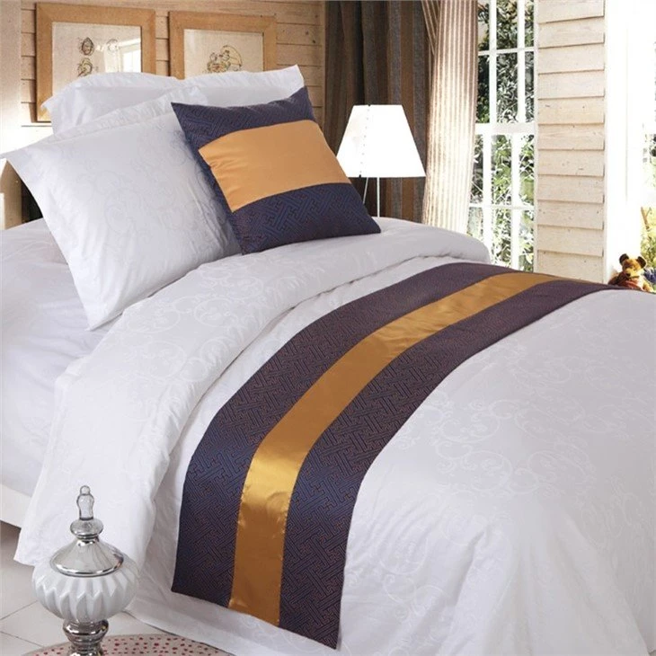 Pure Color Simple Hotel Bed Runner